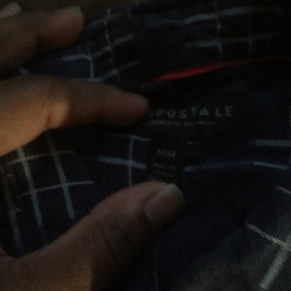 3 Button down shirt - Picture 5 of 7